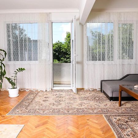 Krichim Apartments,Three-Bedroom, Large Apartment, Top Center София Экстерьер фото