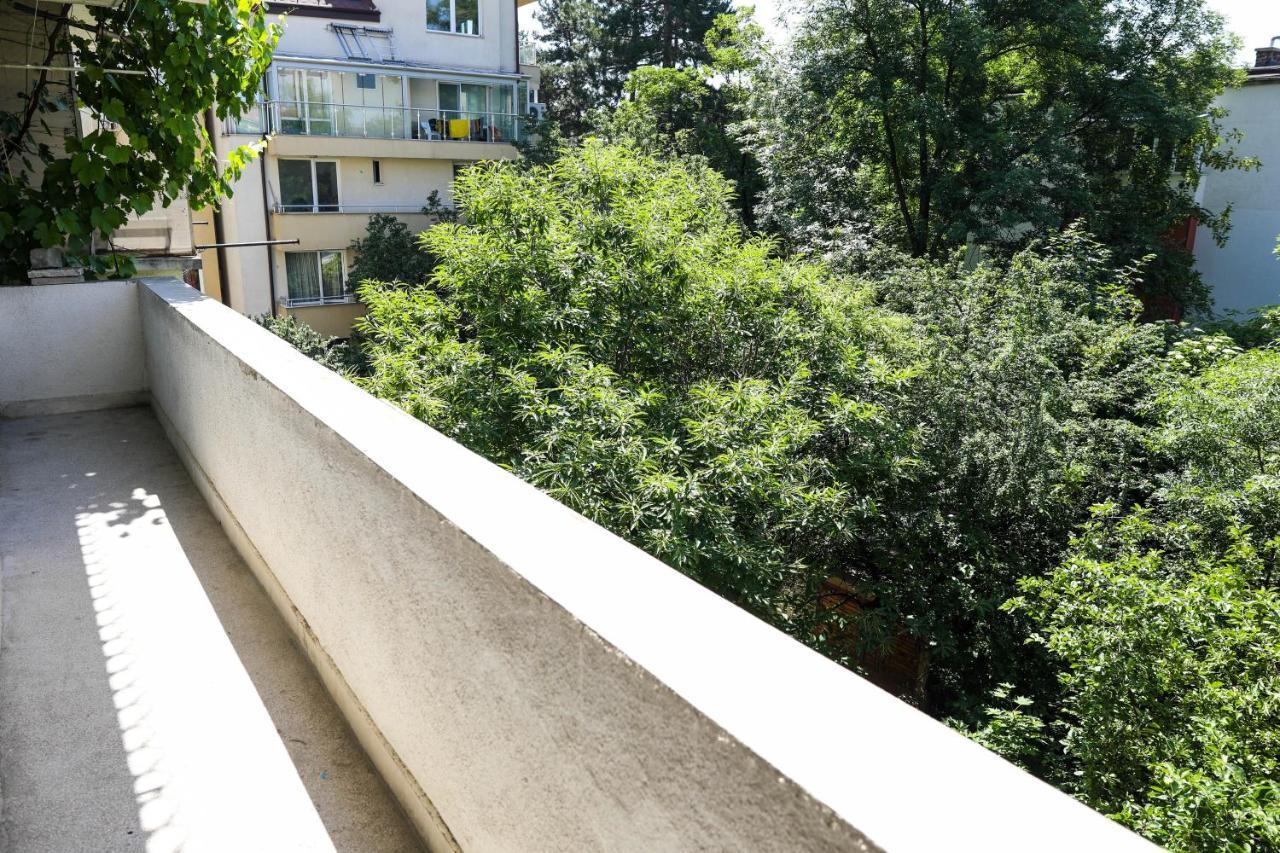 Krichim Apartments,Three-Bedroom, Large Apartment, Top Center София Экстерьер фото